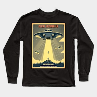 ufo encounter Long Sleeve T-Shirt